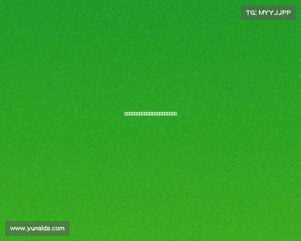 《电竞解说新潮穿搭:赛场上的另一道风景线》 《电竞解说新潮穿搭:赛场上的另一道风景线》